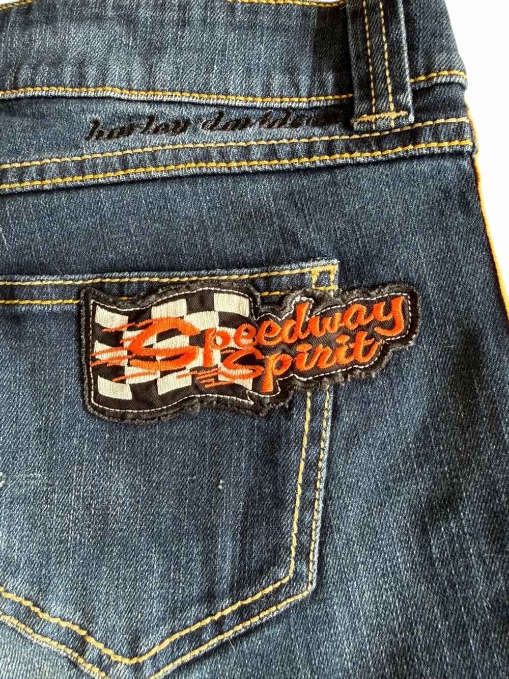 Harley-Davidson Embellished Denim Cutoff Shorts Zip Leg Frayed Hem Size 10 - Picture 6 of 16